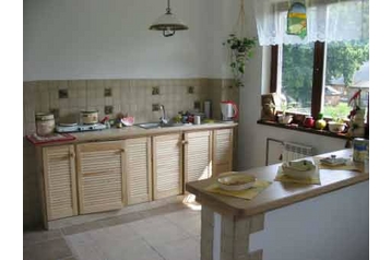 Pologne Privát Tyrawa Solna, Extérieur